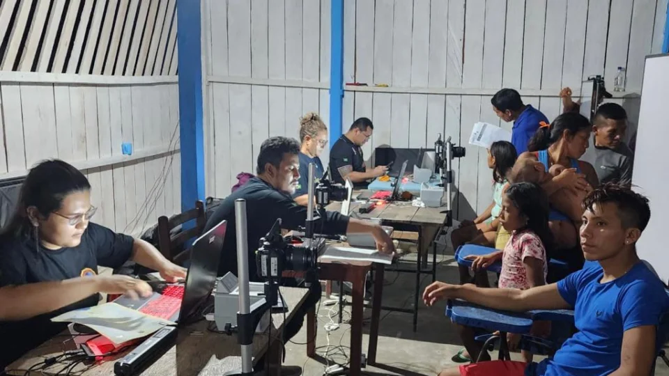 Mais de 500 indígenas solicitam identidade em comunidades Yanomami