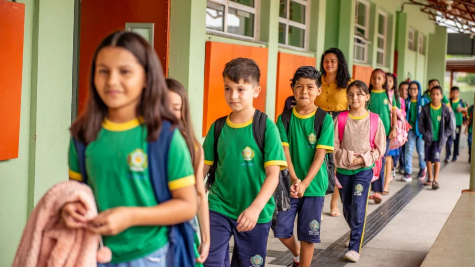 Educação: Prefeitura de Boa Vista lança edital de seletivo com 977 vagas