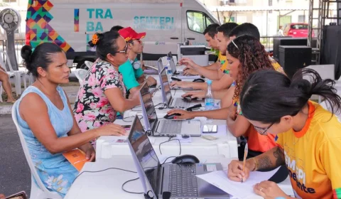 Programação do ‘Sine nos Bairros’ ocorre em três escolas de Manaus
