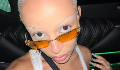 Doja Cat é agredida pelo irmão e mãe denuncia violência