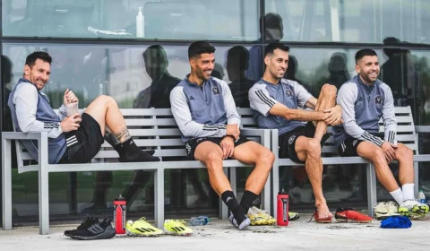 Suárez reencontra Messi e faz primeiro treino pelo Inter de Miami