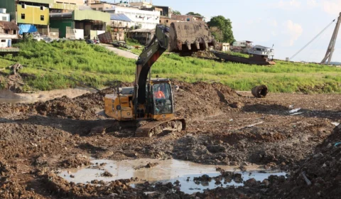 TCE-AM revoga medida que suspende dragagem em igarapés de Manaus