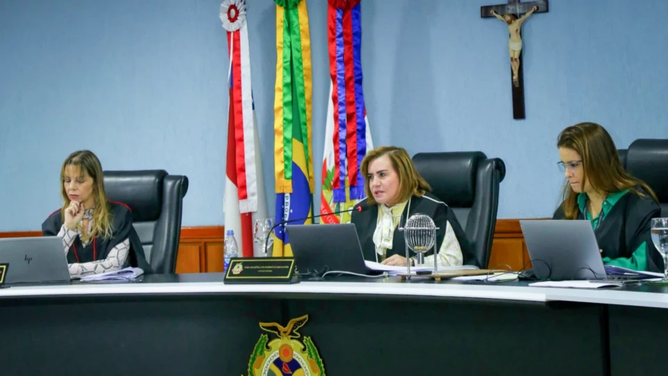 TCE distribui relatorias das prefeituras do AM no biênio 2024-2025