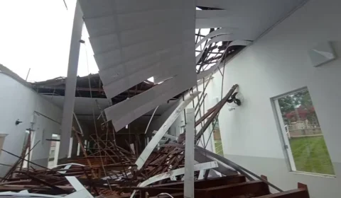 Telhado de igreja desaba e deixa pelo menos 80 feridos em MG