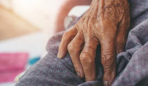 Idosos são resgatados machucados e com fome de asilo no PR