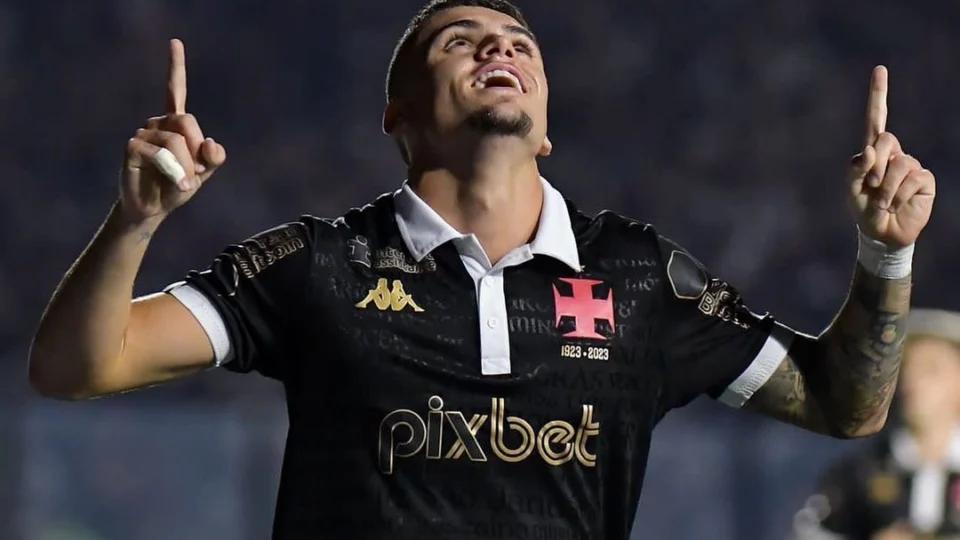 Gabriel Pec se despede do Vasco ao partir para o Los Angeles Galaxy