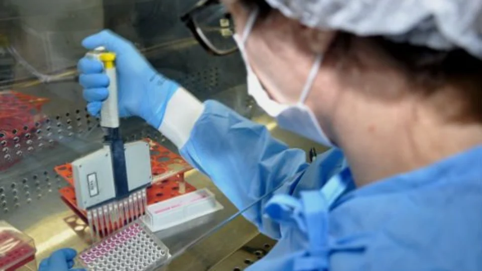 Vacinas: licitação de R$ 1,4 bi da Fiocruz é suspensa pelo TCU