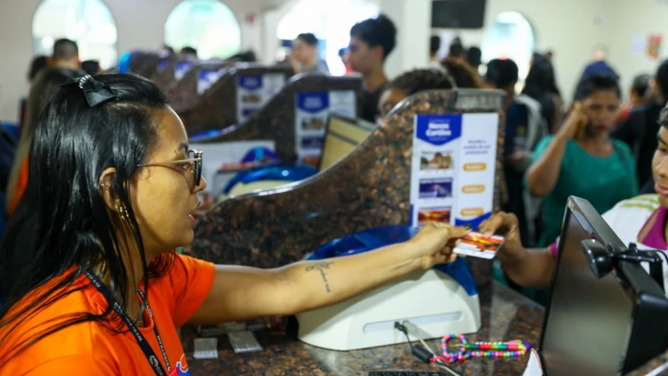 Veja prazo para cadastro e recadastro da passagem estudantil em Manaus