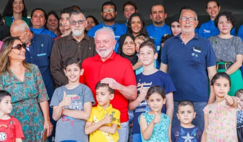 Em almoço de Natal com repatriados da Faixa de Gaza, Lula fala sobre paz