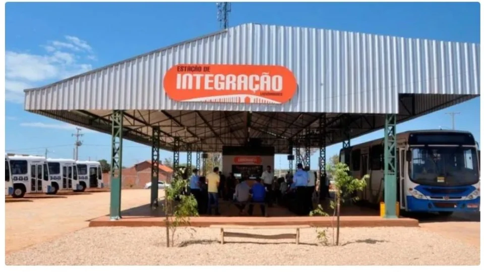 Porto Nacional sanciona leis para oferecer ônibus gratuito em Luzimangues