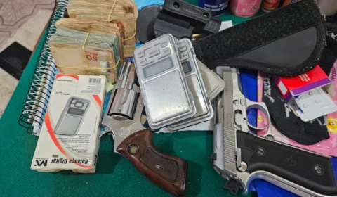 PF prende policiais militares com 250kg de cocaína avaliada em R$ 50 milhões