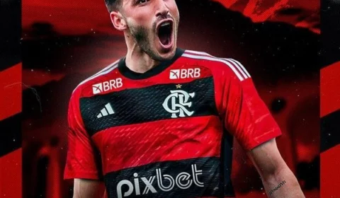 Flamengo anuncia Matias Viña