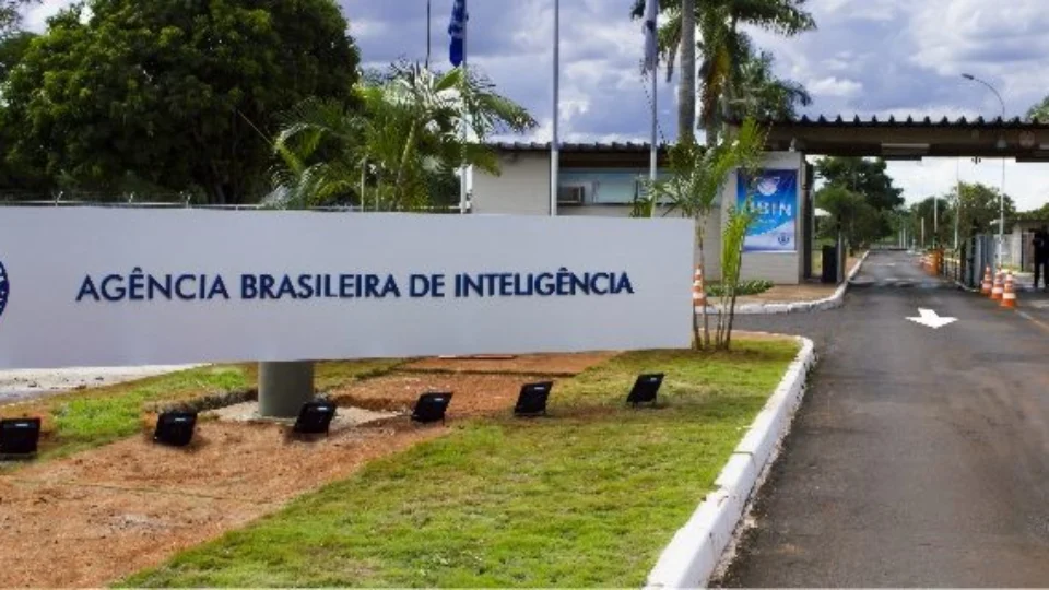 Servidores da PF que atuaram na Abin são alvos de investigação