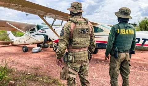 2 aeronaves usadas para abastecer garimpo ilegal em RR são destruídas