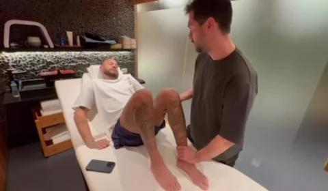 VÍDEO: Neymar grita de dor durante fisioterapia
