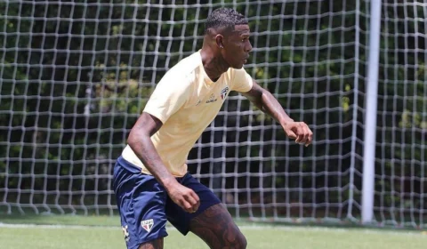 São Paulo: Arboleda volta aos treinos e pode ser reforço no próximo jogo