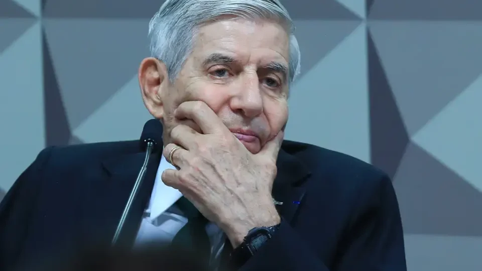 PF convoca Augusto Heleno para depor sobre ‘Abin paralela’