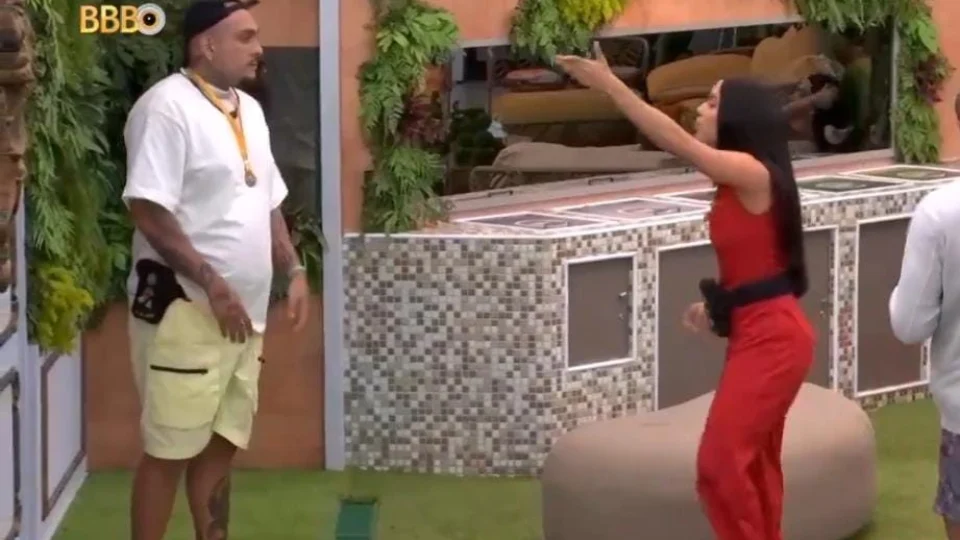 BBB 24: Isabelle discute com Bin após indicação ao paredão; veja
