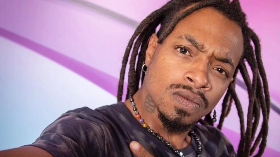 BBB 24: Luigi volta a chamar mulheres pretas de ‘macacas’