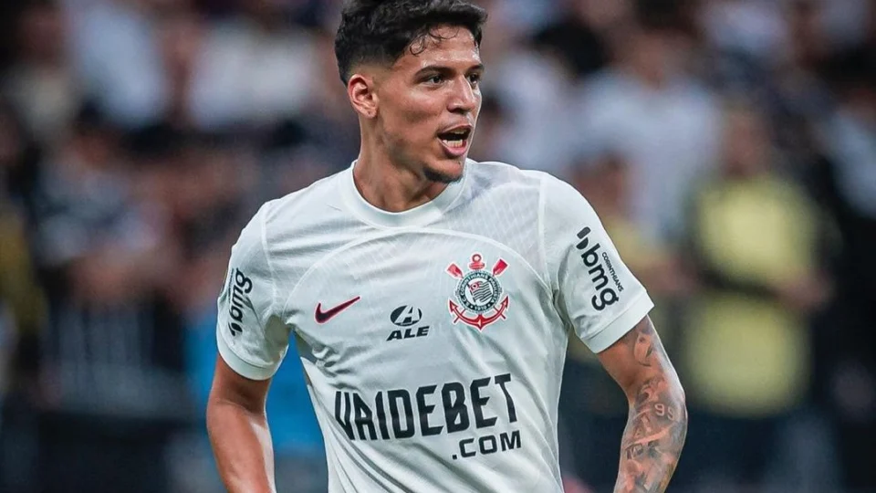 Corinthians descarta lesão de Caetano após derrota para Ituano