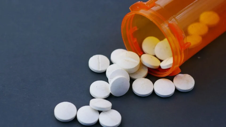 Cloroquina está vinculada a 17 mil mortes na 1ª onda da Covid, diz estudo