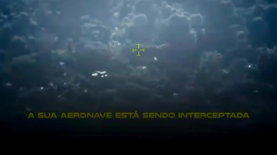 Avião é interceptado pela Força Aérea Brasileira em Roraima