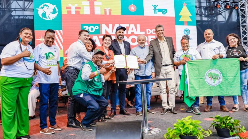 Lula anuncia que imóveis da União sem uso serão destinados à moradia popular