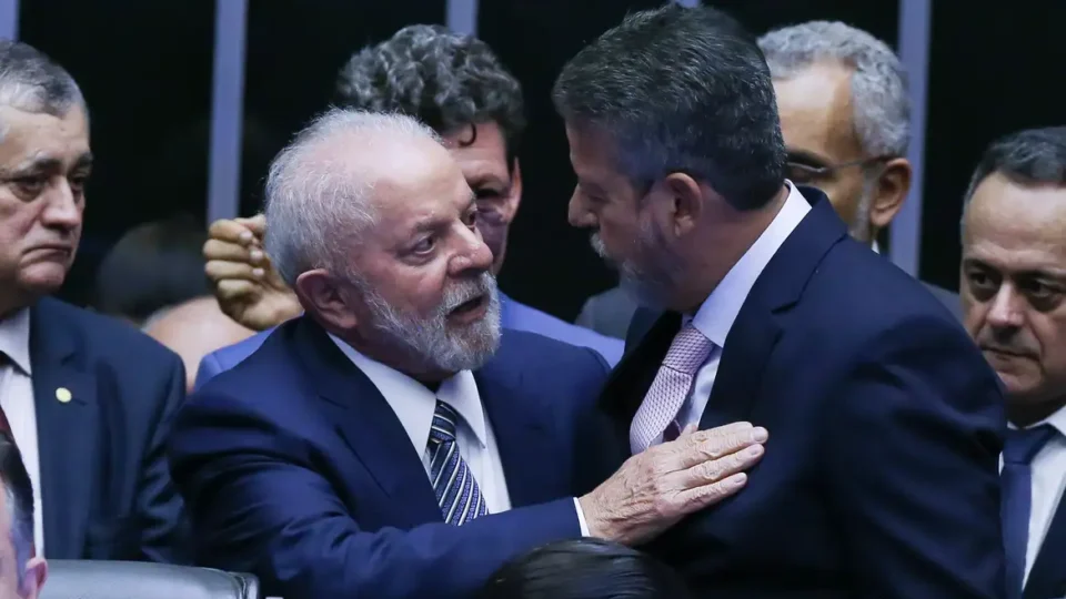 Lula sanciona Orçamento com veto de R$ 5,6 bilhões em emendas parlamentares