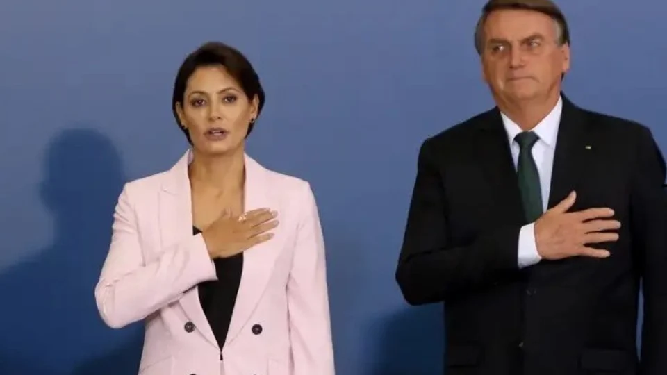 Jair e Michelle Bolsonaro receberam mais de meio milhão do PL em 2023