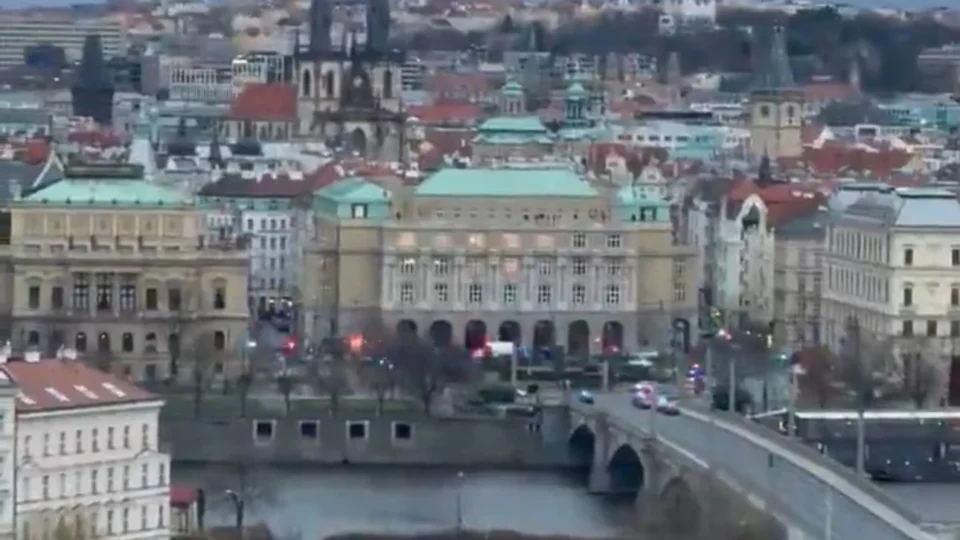 Ataque a tiros em universidade de Praga deixa 11 mortos e 20 feridos