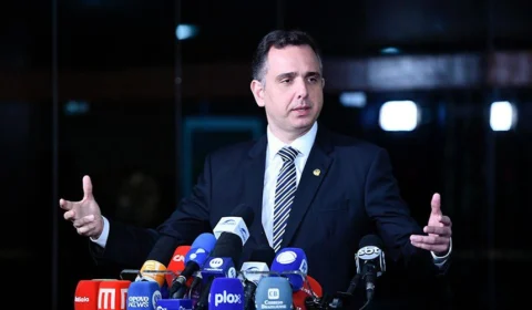 Pacheco não devolverá MP sem antes conversar com Haddad