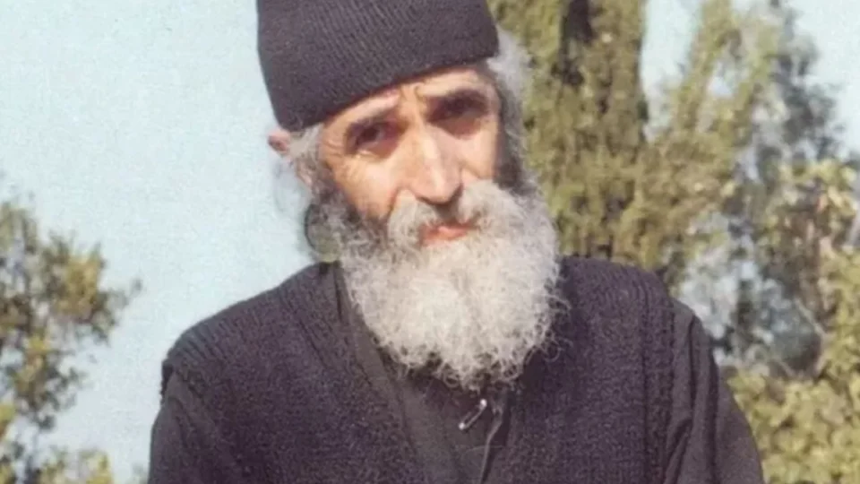 Antes de morrer, profeta grego afirmou quando deve acontecer a Terceira Guerra Mundial