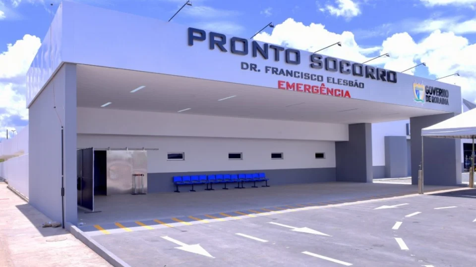 Motorista sem CNH avança preferencial e atinge carro em Boa Vista