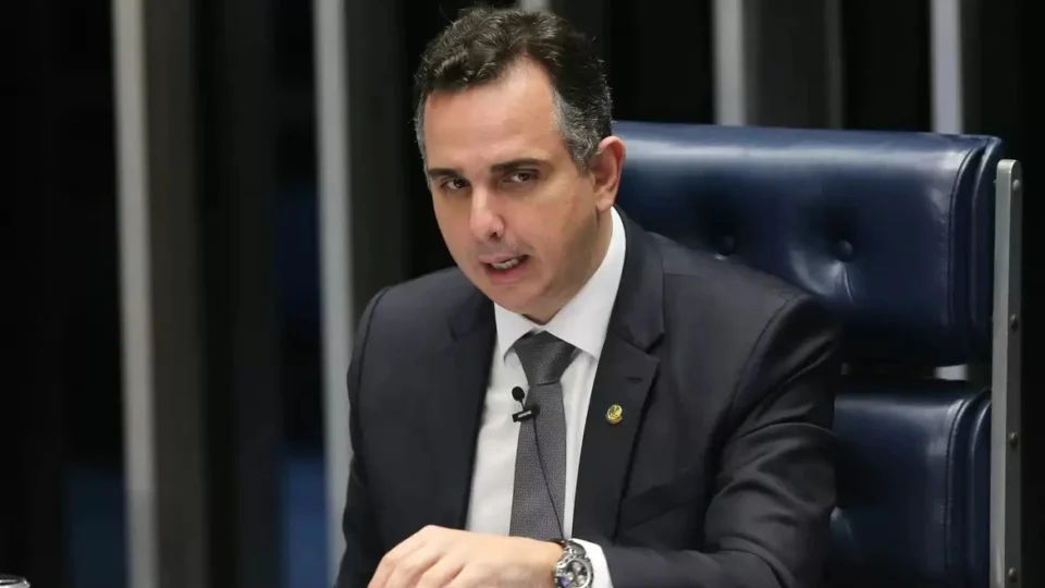 Pacheco e líderes devem discutir nesta terça MP que reonera folha de pagamento