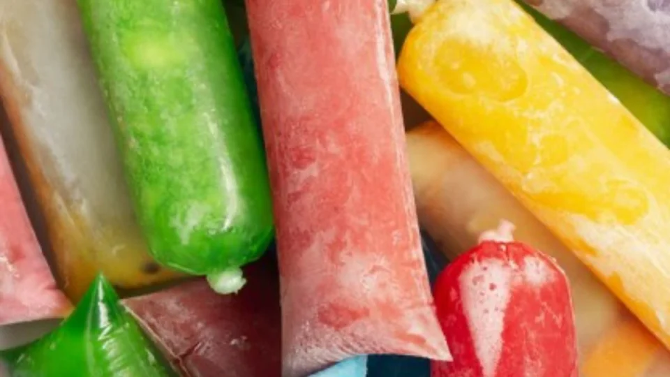 Sacolé com ‘bala’ vendido no pré-Carnaval pode causar sérios riscos à saúde