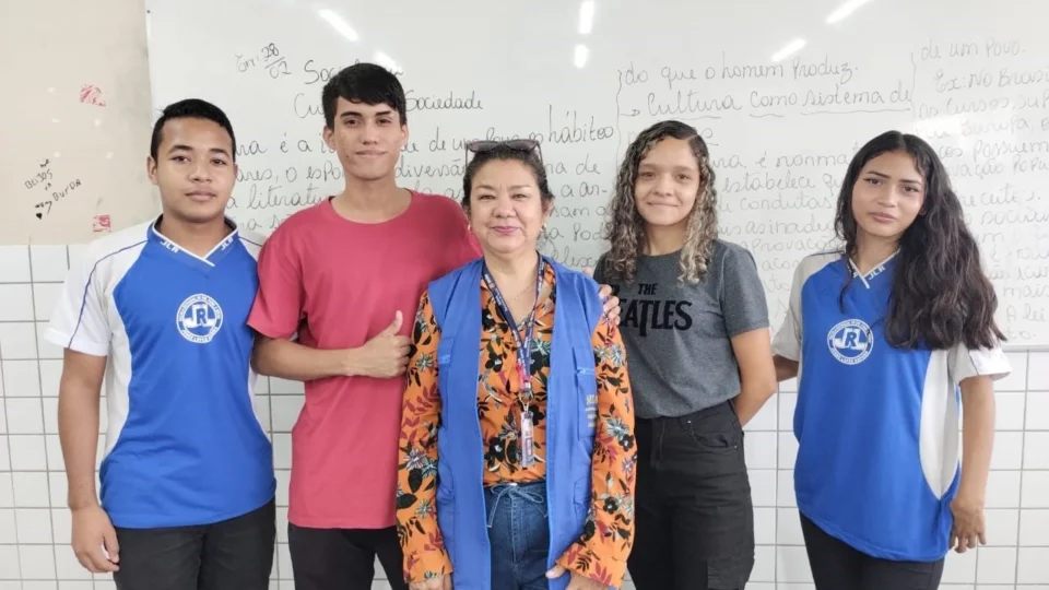 Prevenção à dengue é tema de palestra em escola de Belém