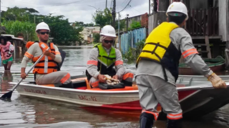 Mais de 7 mil consumidores estão sem energia por conta da cheia dos rios no Acre