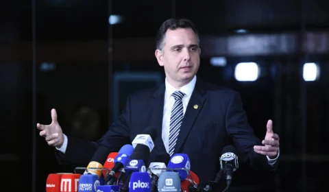 Pacheco abre os trabalhos do legislativo nesta segunda-feira (5)