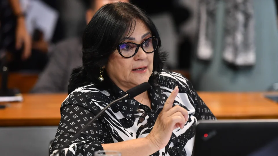 Senado aprova prioridades à mulher vítima de violência