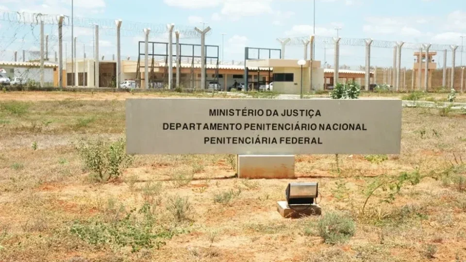 Presos do Acre escapam da Penitenciária Federal de Mossoró