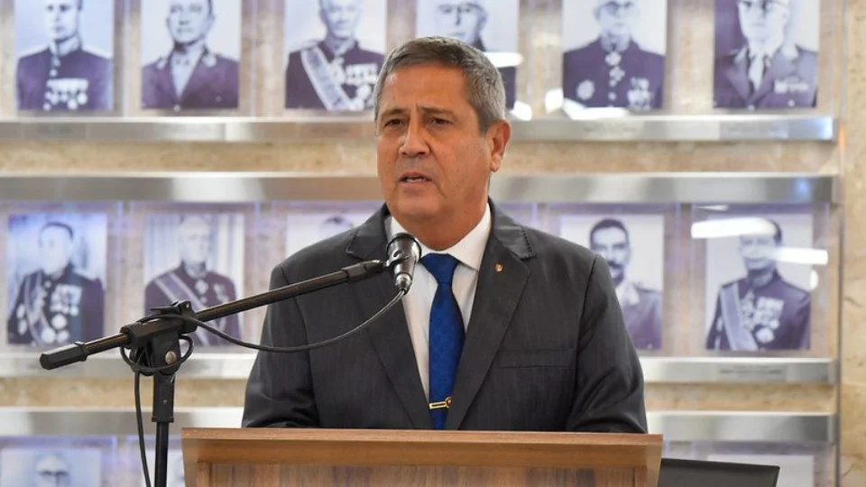 ‘Nunca valeu nada’ diz Braga Netto sobre ex- comandante do exército  