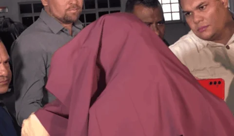 Cantor de forró é denunciado por estupro contra adolescente em Manaus