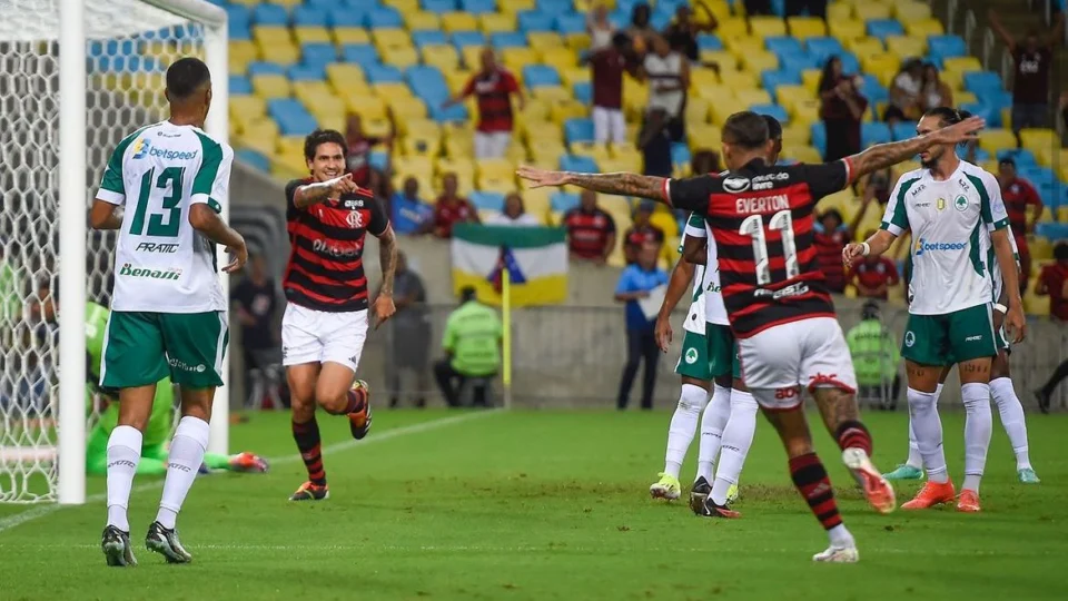 Carioca: Flamengo vence o Boavista e reassume a liderança