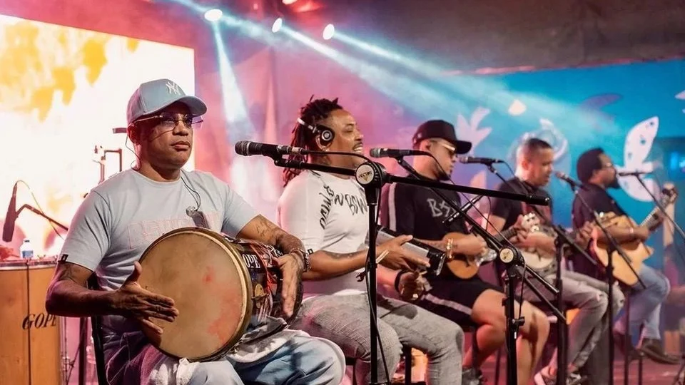 Integrantes do Revelação são assaltados e esfaqueados em Salvador