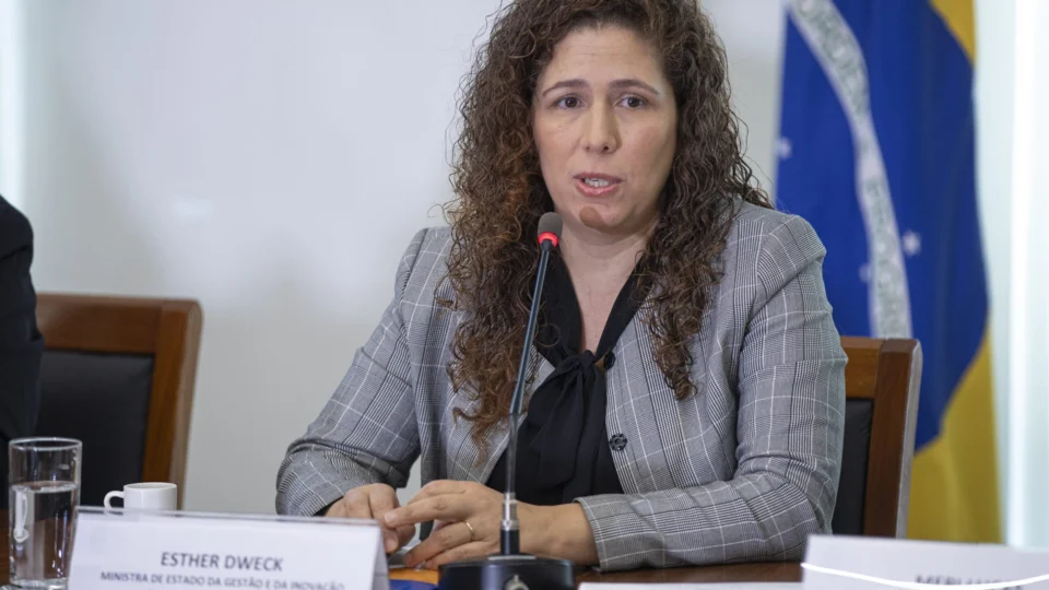 Governo quer usar imóveis inativos da União para habitação social