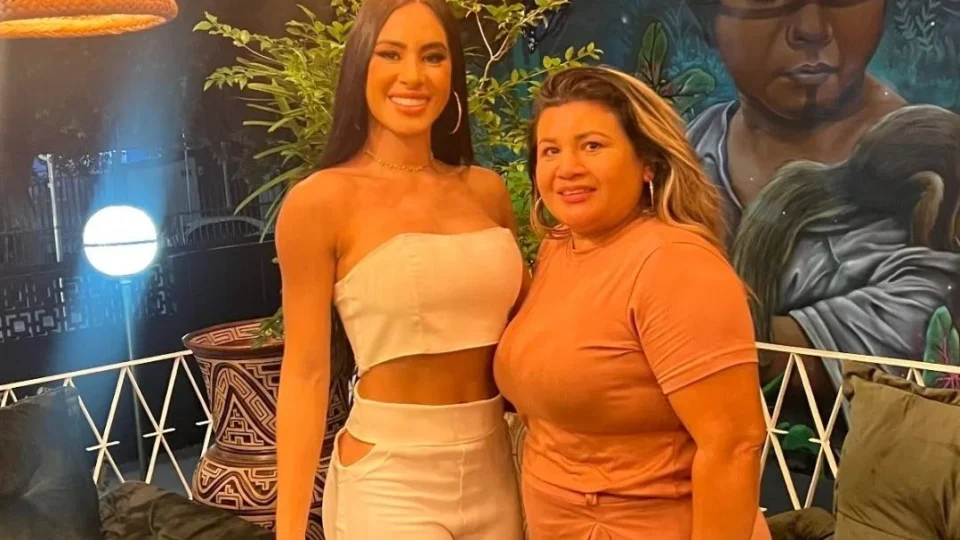 Mãe de Isabelle Nogueira se emociona ao imaginar reencontro; assista