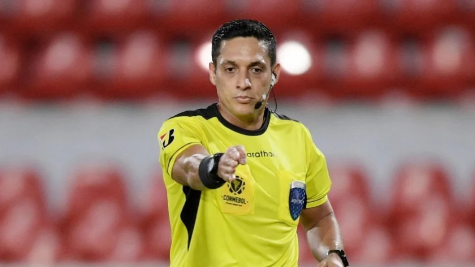 Libertadores: Conmebol divulga arbitragem para Botafogo e Aurora