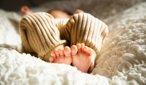 Bebê com tumor ‘gigante’ na garganta é operado antes de nascer