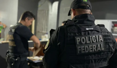 PF mira irmãos que usavam documentos falsos para fraude no INSS em Manaus