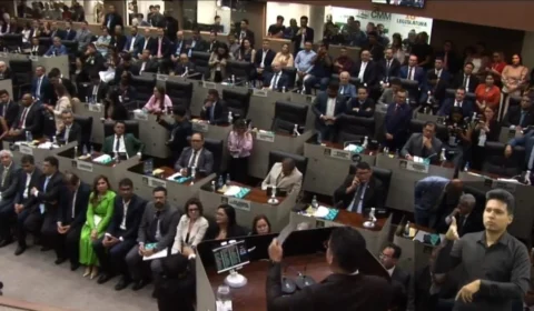 ‘Saúde e educação serão prioridades’, diz David na abertura dos trabalhos na CMM